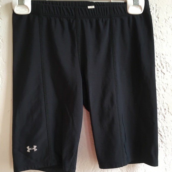 Under Armour Pants - Under Armour compress shorts +FREE head band!